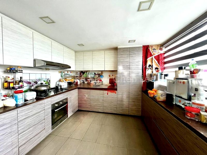 4 Bed Condo for Sale in  Orchid Park Condominium - Image 15